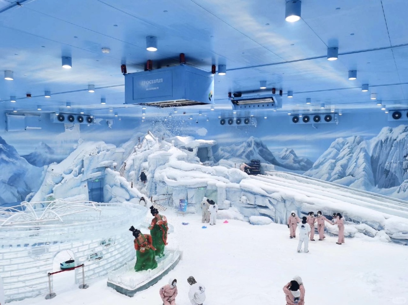 Snow falling machine installation for indoor snow effect projects