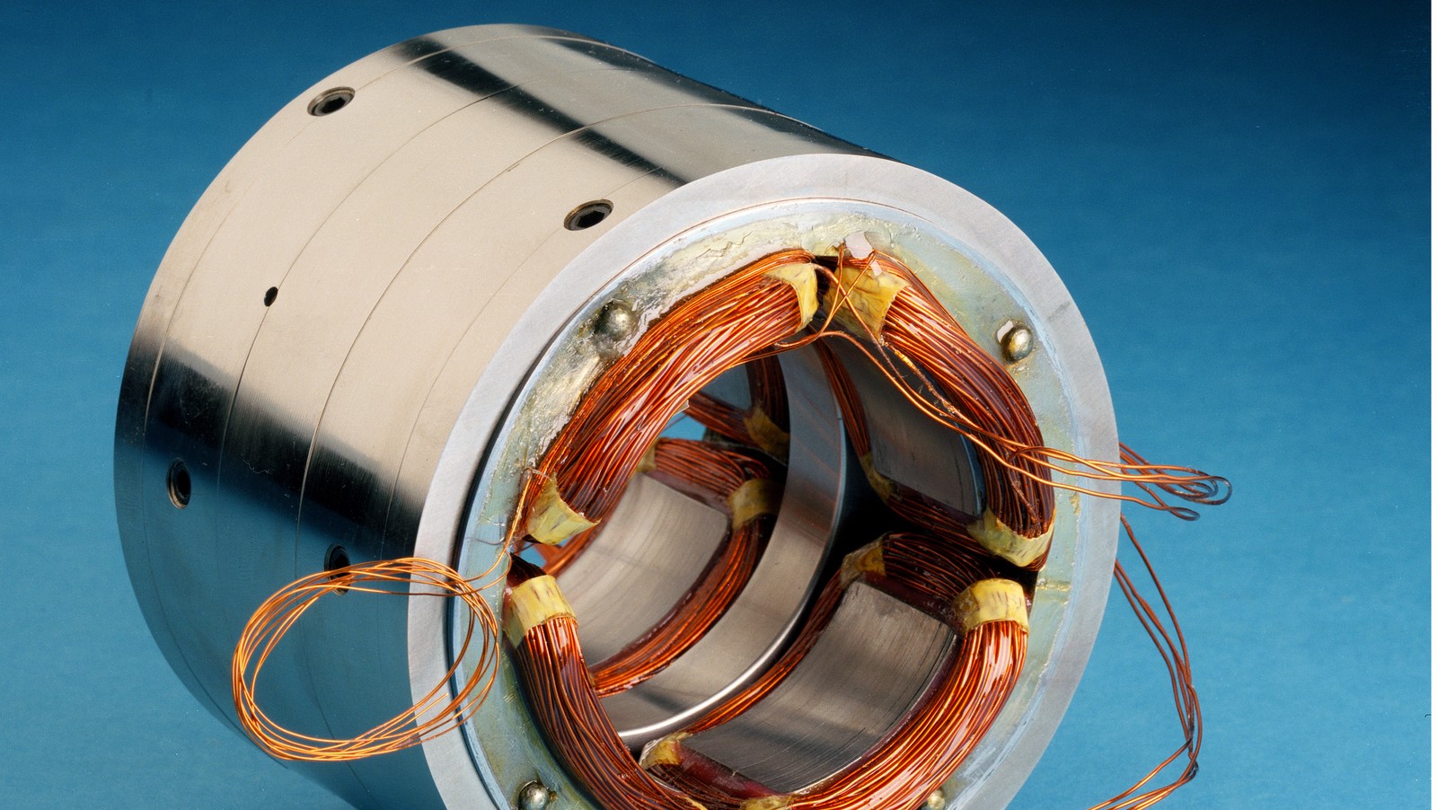 Magnetic bearing compressor technology for oil free centrifugal chiller systems