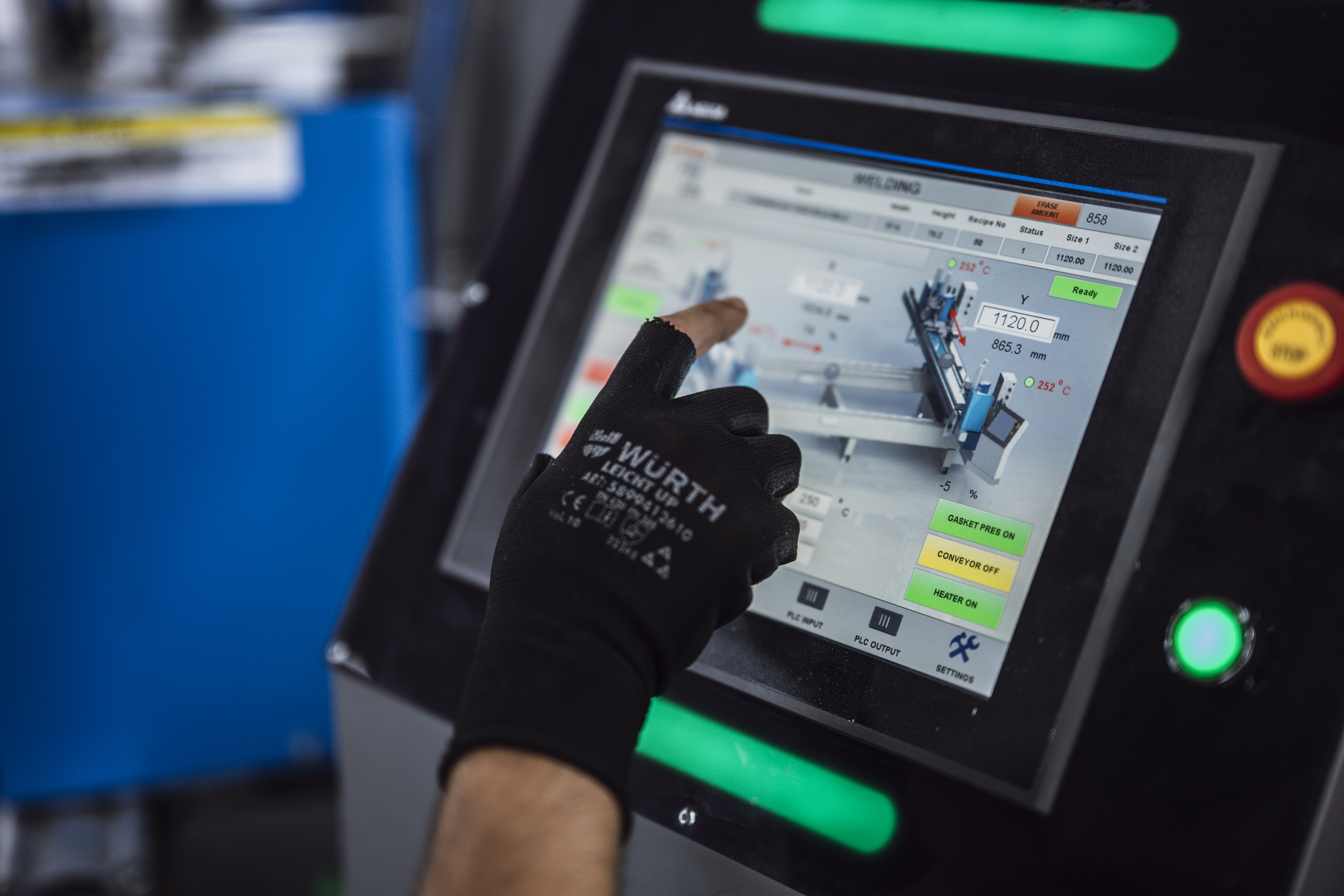 Industrial touchscreen control panel for automated mixer and dosing system